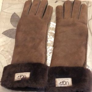 UGG Shearling Sheepskin Gloves